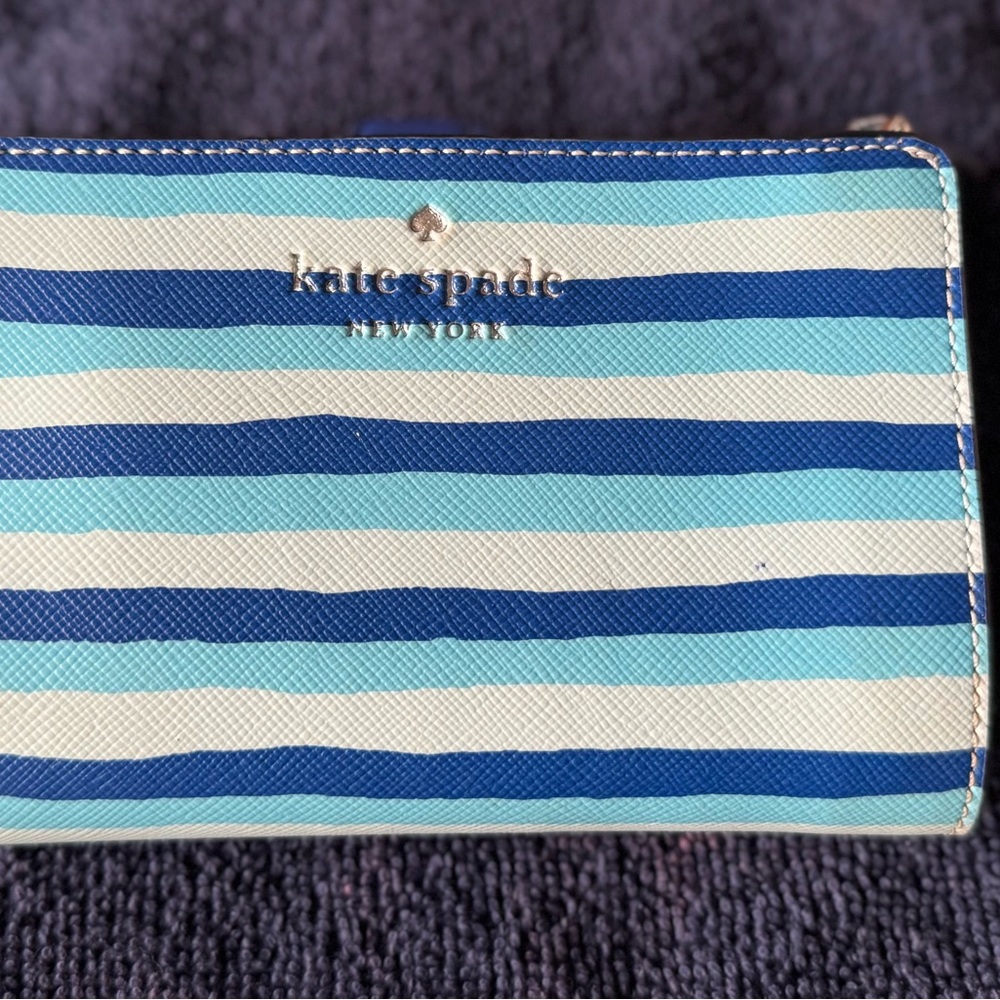Kate Spade Schuyler Wave Stripe Medium Compact Bifold Wallet